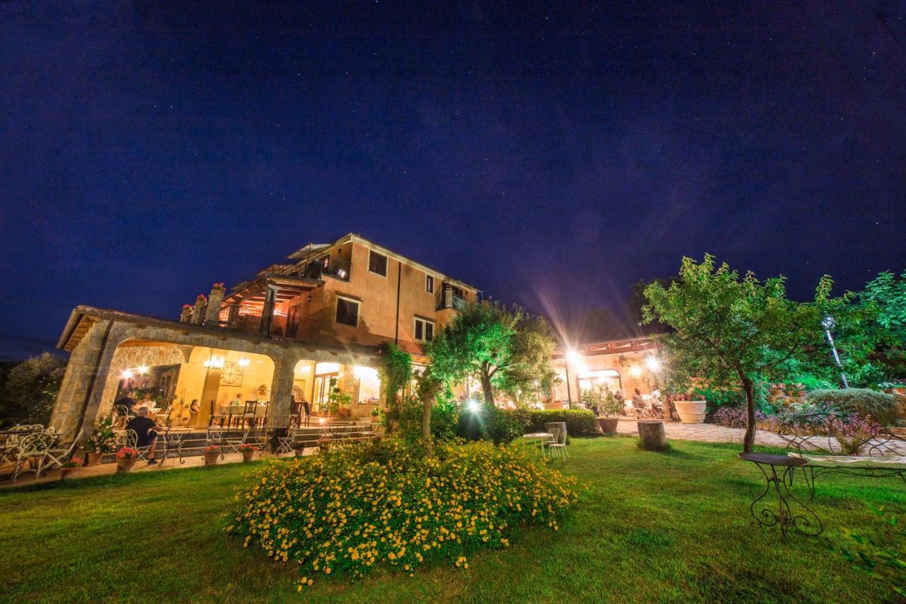 Hotel Relais Pian Delle Starze มารีนาดีกาเมโรตา ภายนอก รูปภาพ